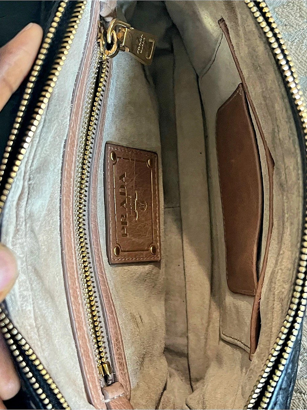 Prada Glace Calf Pushlock Chain Shoulder Bag Black - Picture 14 of 16